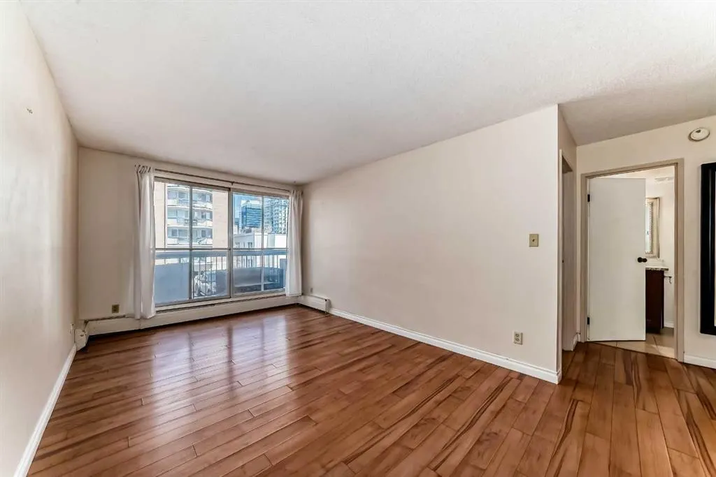 340 14 Avenue SW, #212