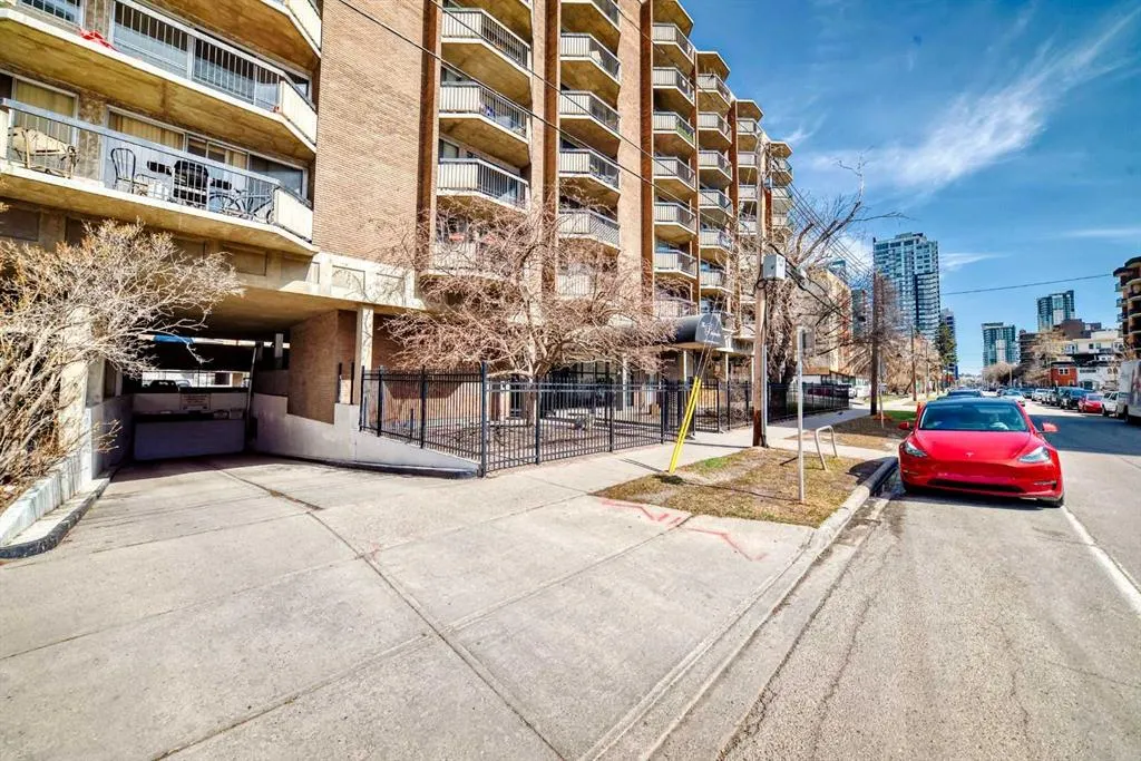 340 14 Avenue SW, #212