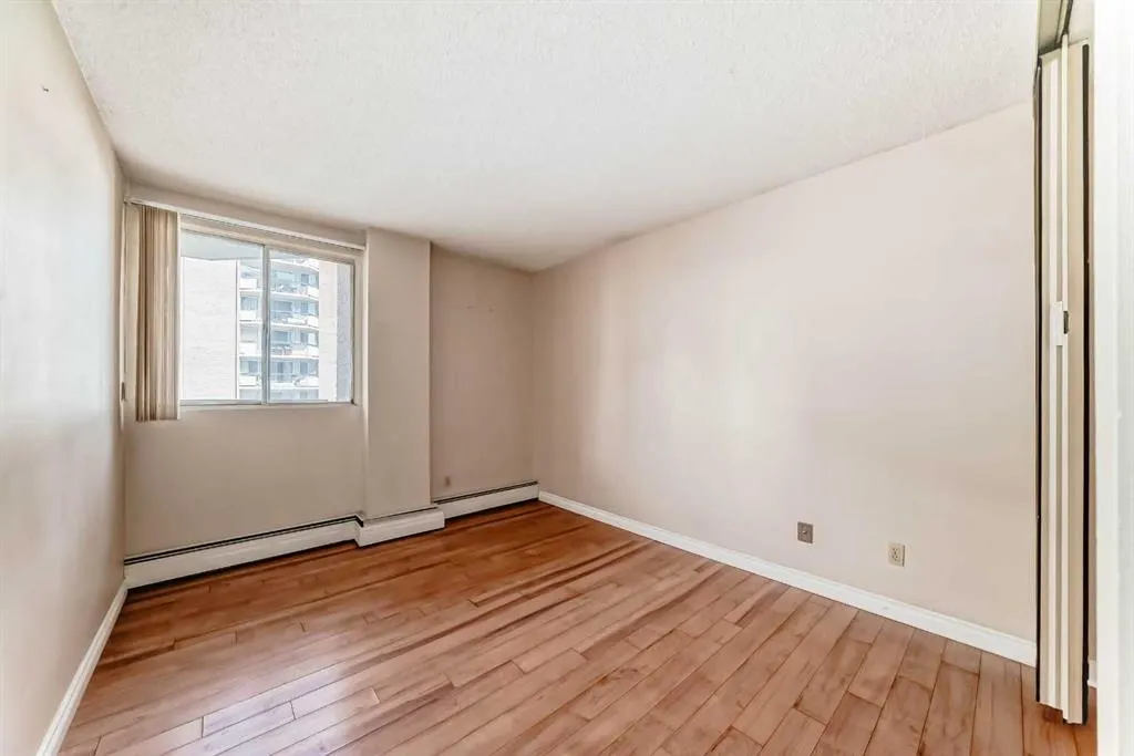 340 14 Avenue SW, #212