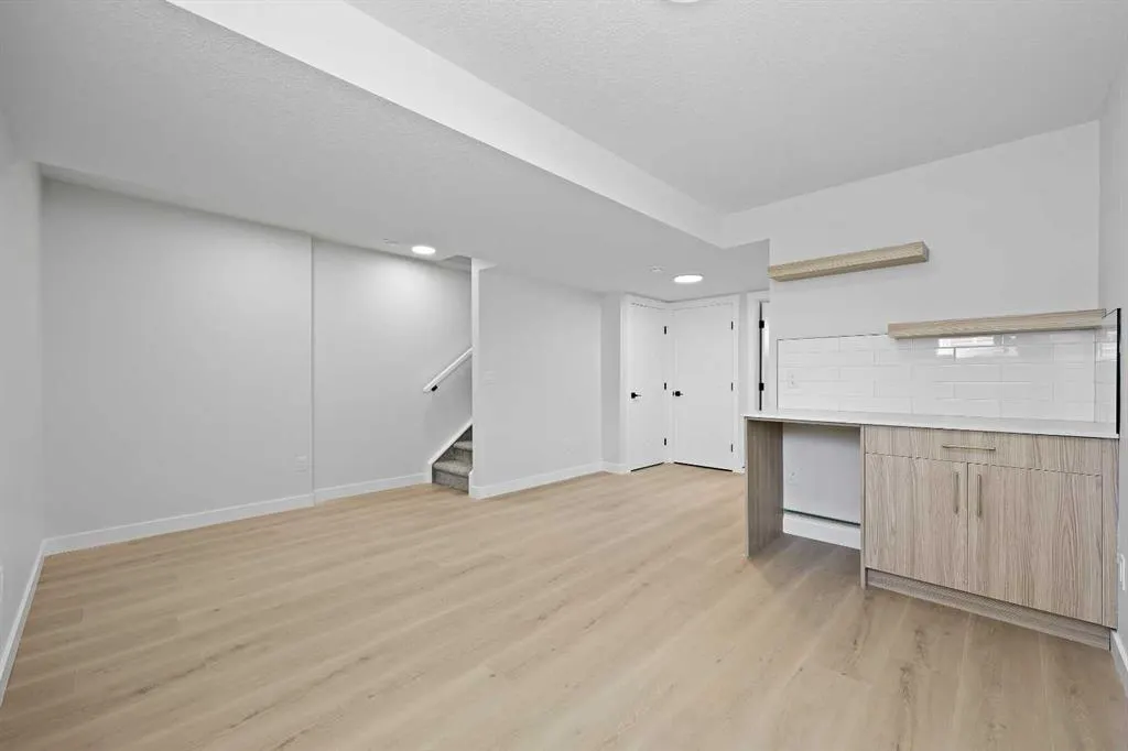 604 Clover Road
