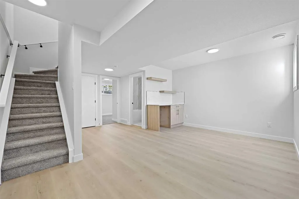 604 Clover Road