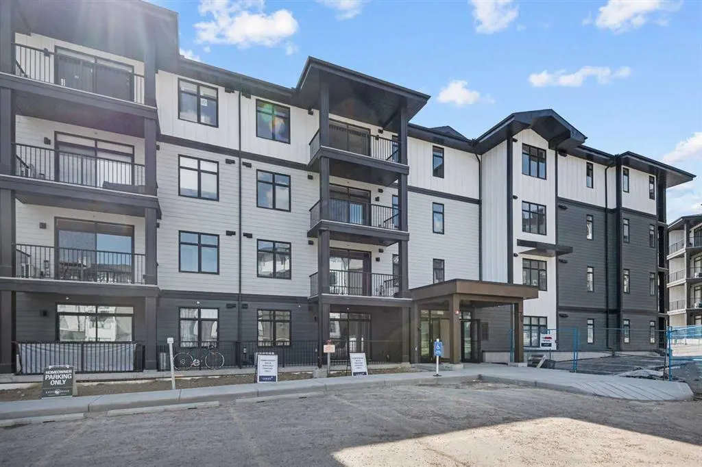 70 Sage Hill Walk NW, #212