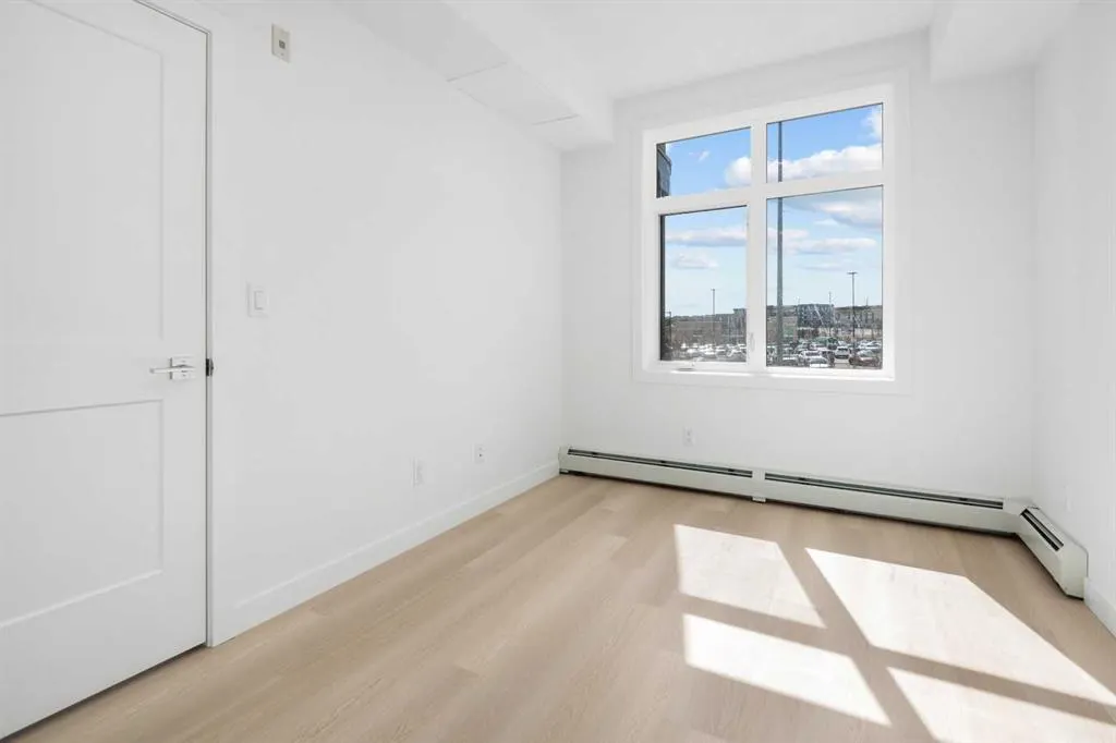 70 Sage Hill Walk NW, #212