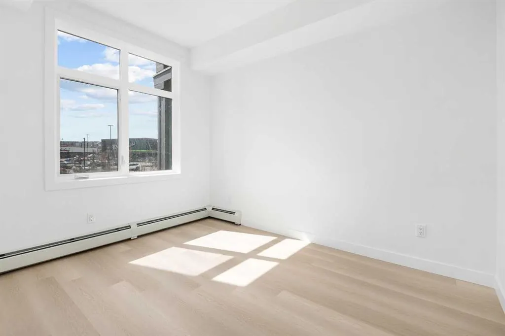 70 Sage Hill Walk NW, #212