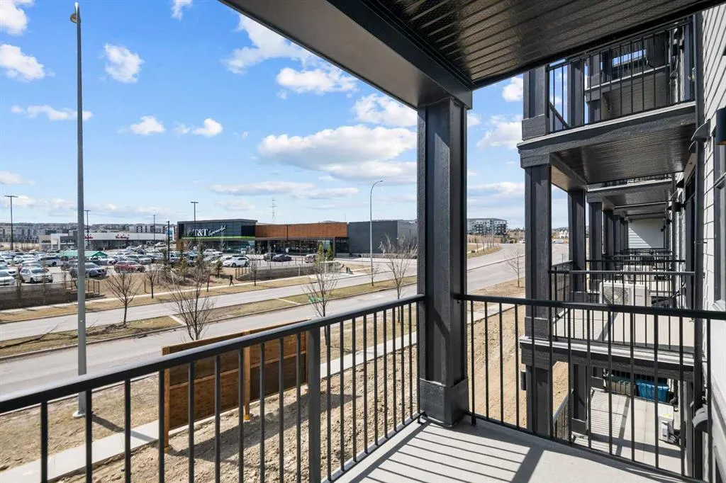 70 Sage Hill Walk NW, #212
