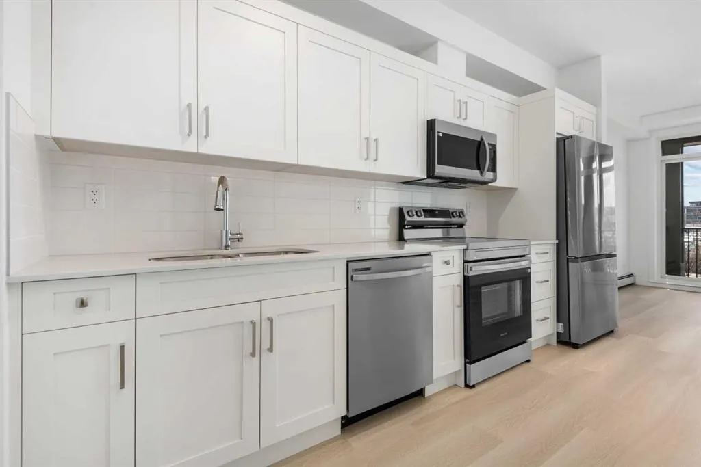 70 Sage Hill Walk NW, #212
