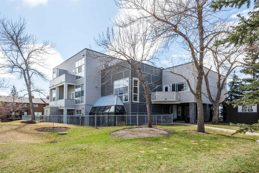 59 Glamis Drive SW, #304