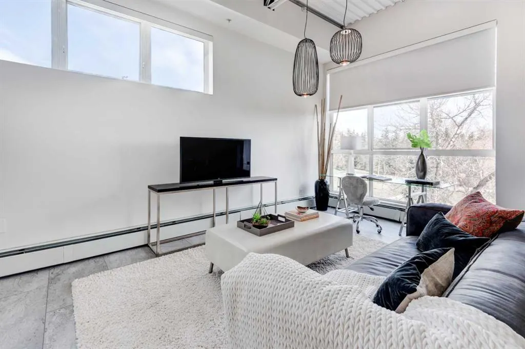59 Glamis Drive SW, #304