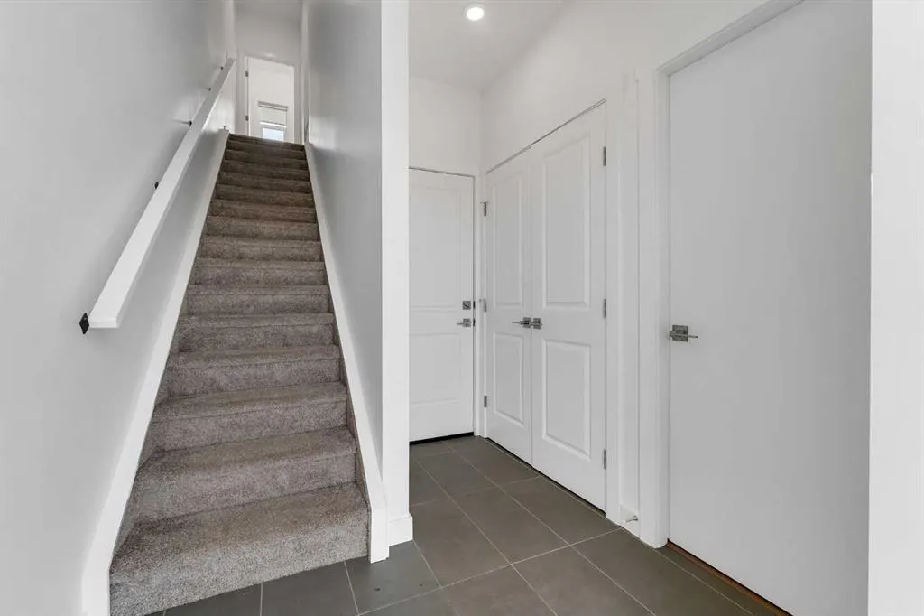 33 Merganser Drive W, #402