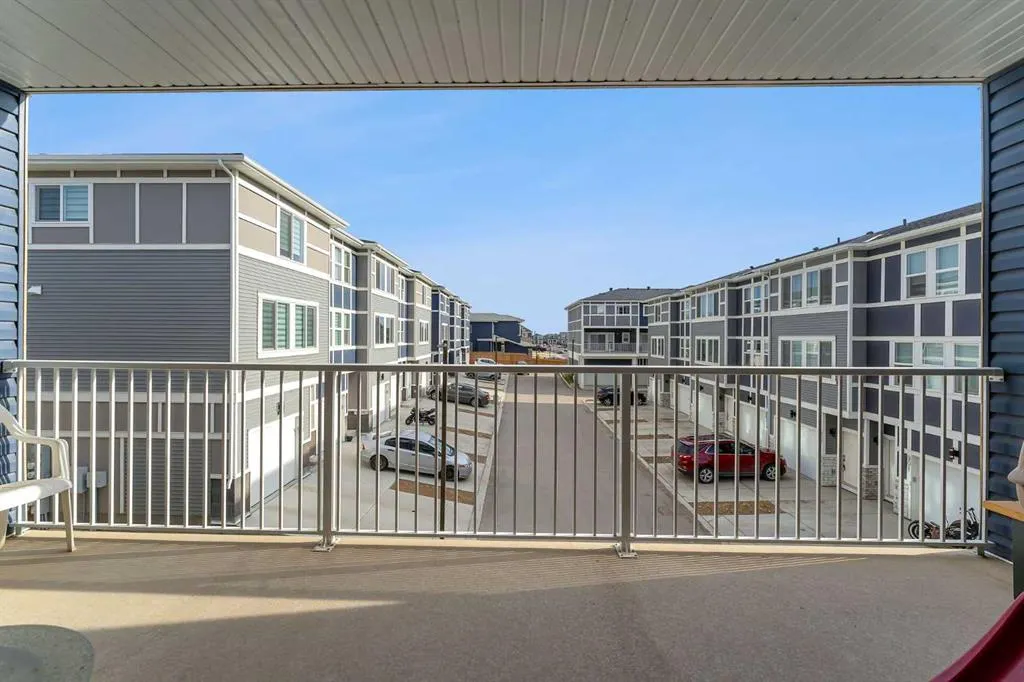 33 Merganser Drive W, #402