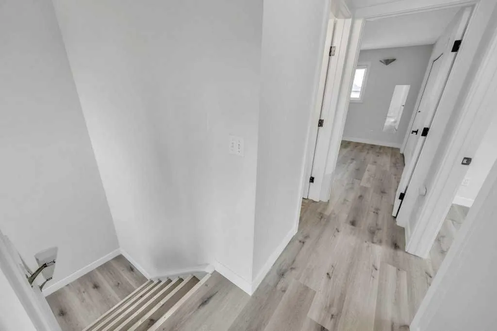 215 Coral Springs Circle NE