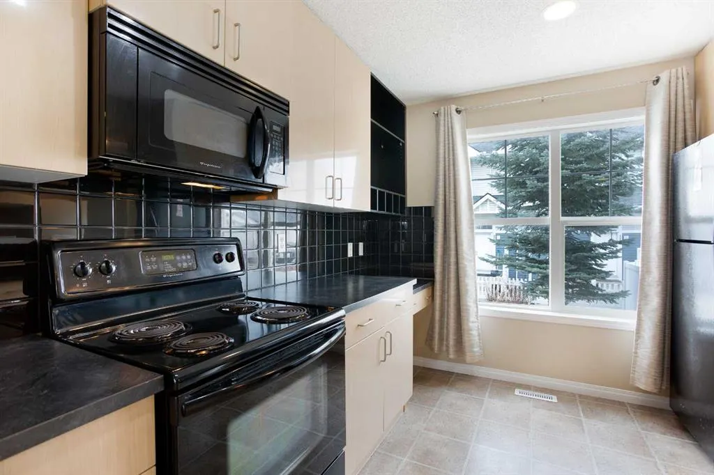 3050 New Brighton Gardens SE