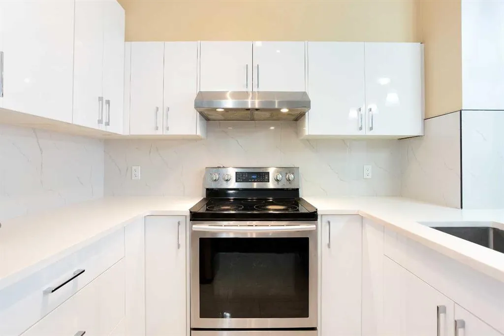 1140 Taradale Drive NE, #2410