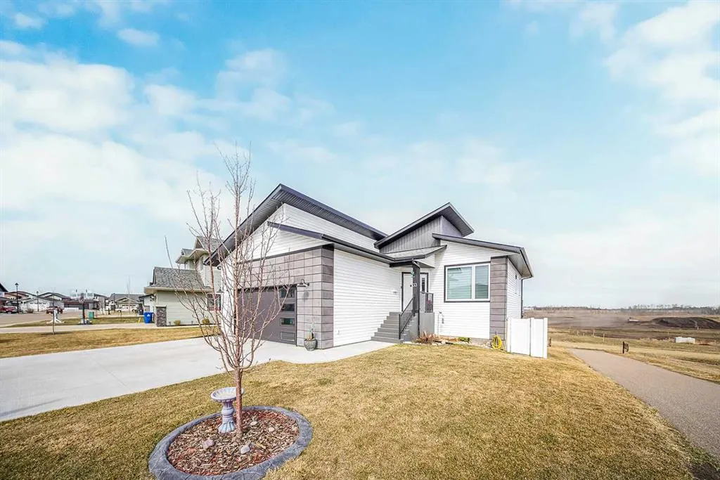 33 Maclean Close