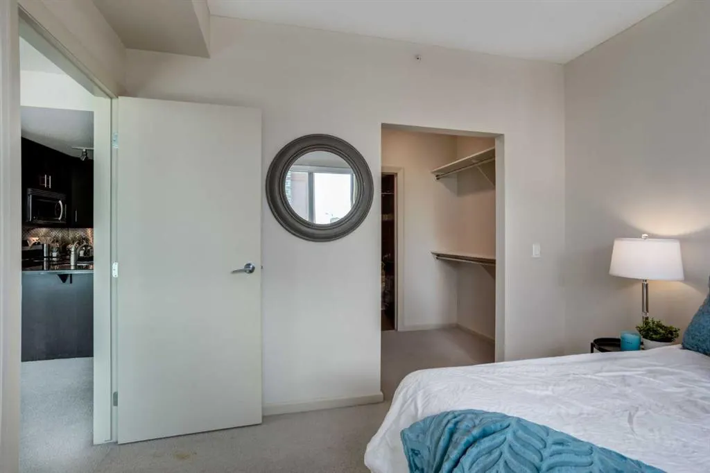 210 15 Avenue SE, #501