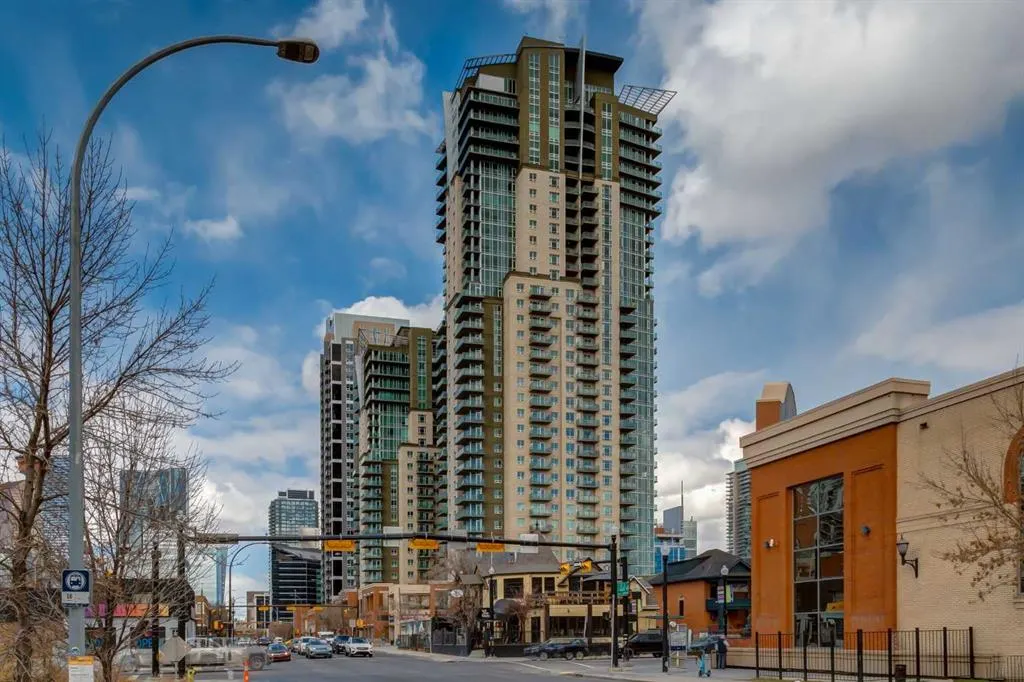 210 15 Avenue SE, #501