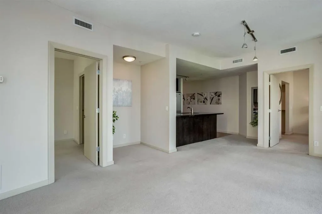 210 15 Avenue SE, #501