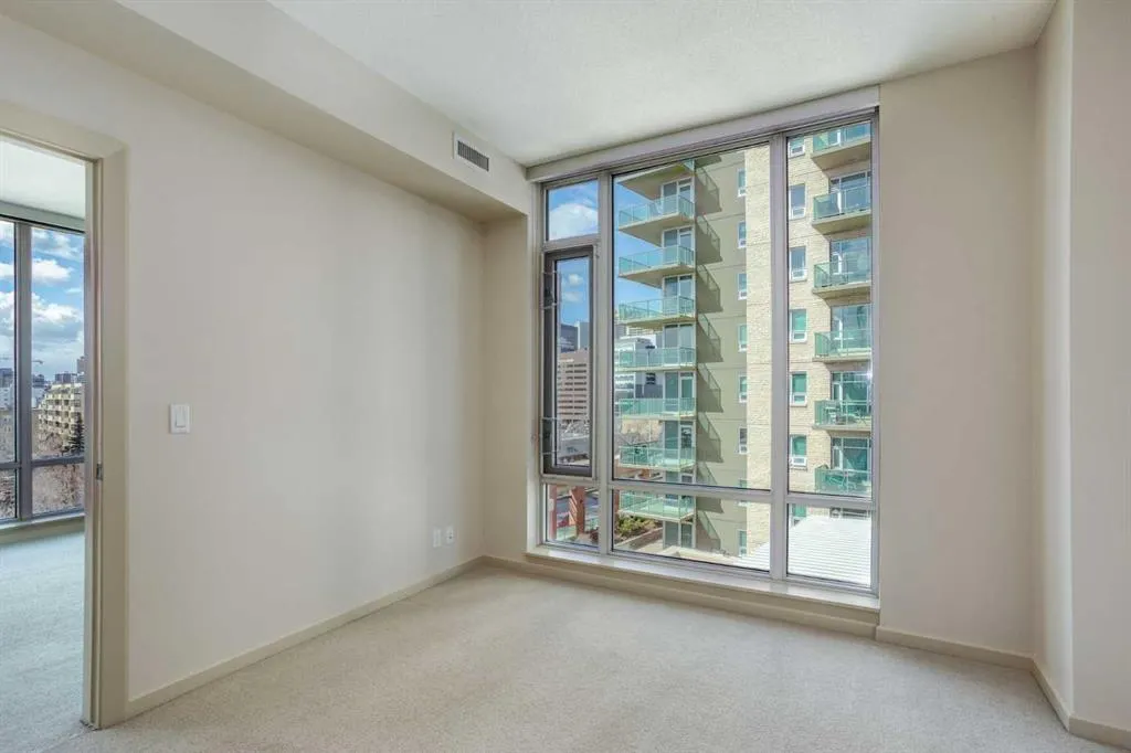 210 15 Avenue SE, #501