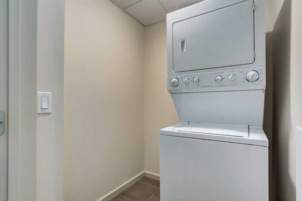 210 15 Avenue SE, #501