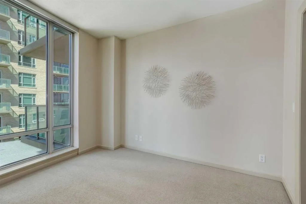 210 15 Avenue SE, #501