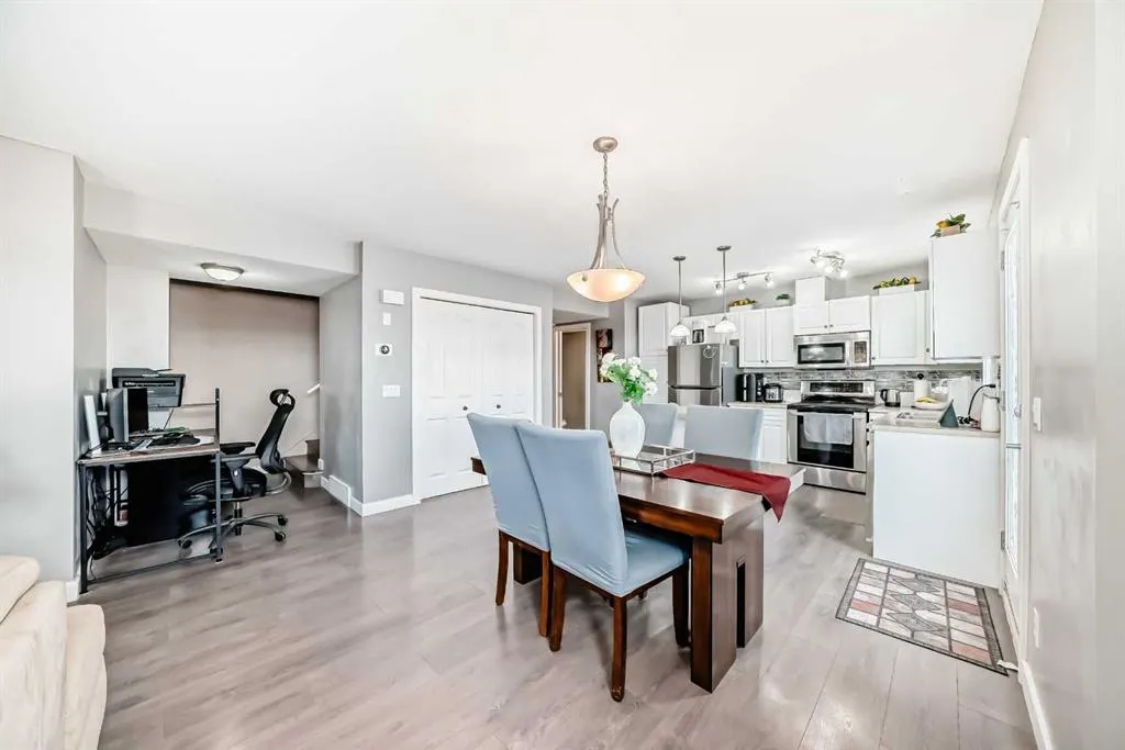 50 Westland Road, #302