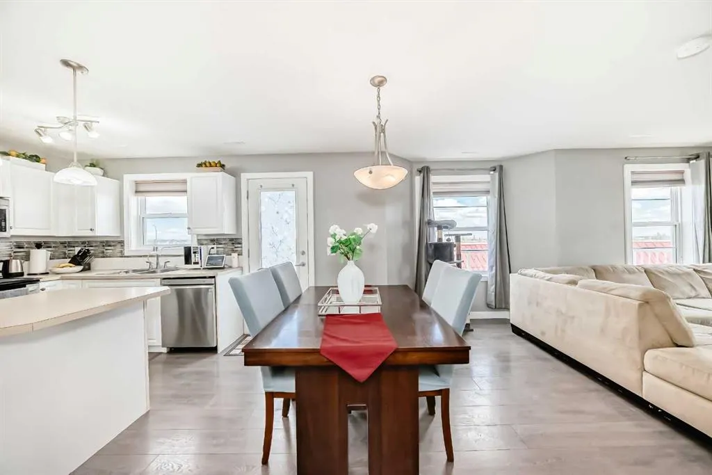 50 Westland Road, #302