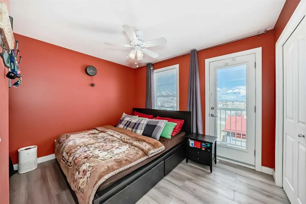 50 Westland Road, #302