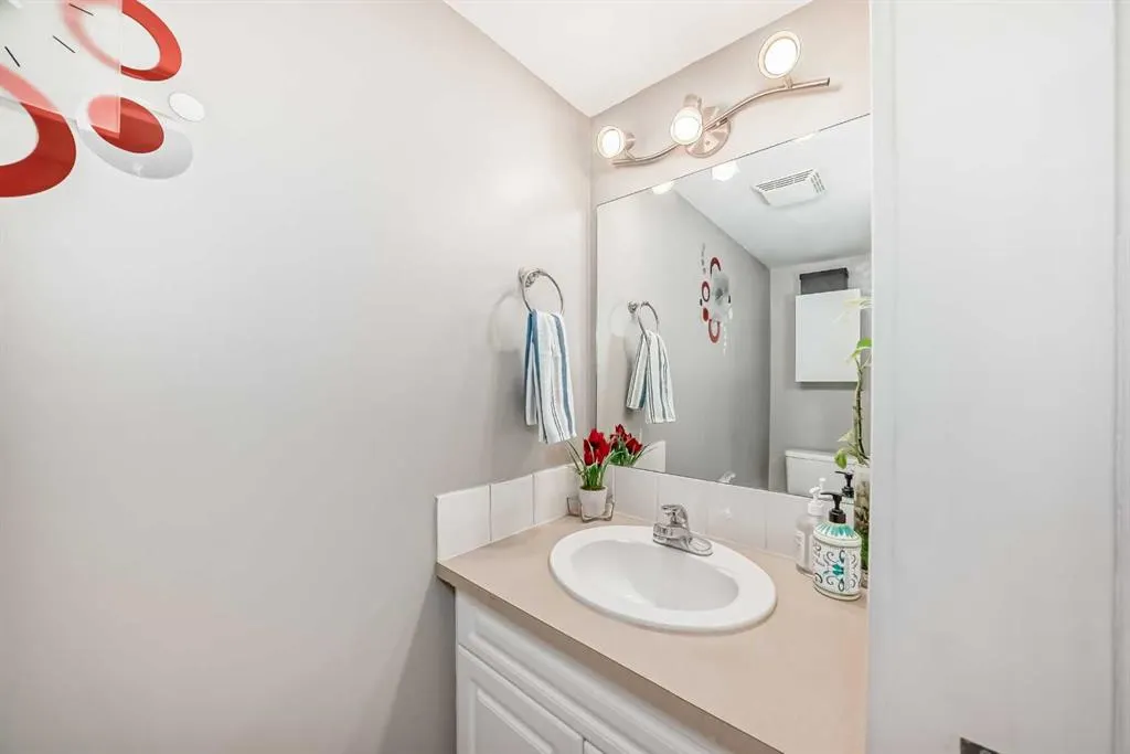 50 Westland Road, #302