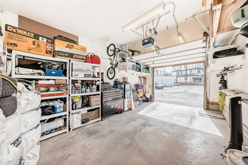 50 Westland Road, #302