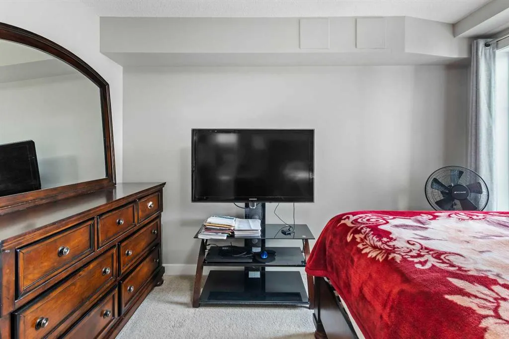 110 Auburn Meadows View SE, #201