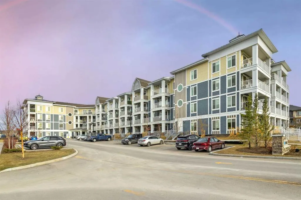 110 Auburn Meadows View SE, #201