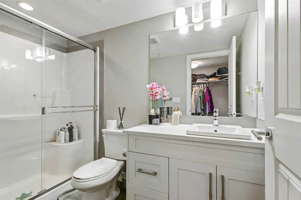110 Auburn Meadows View SE, #201