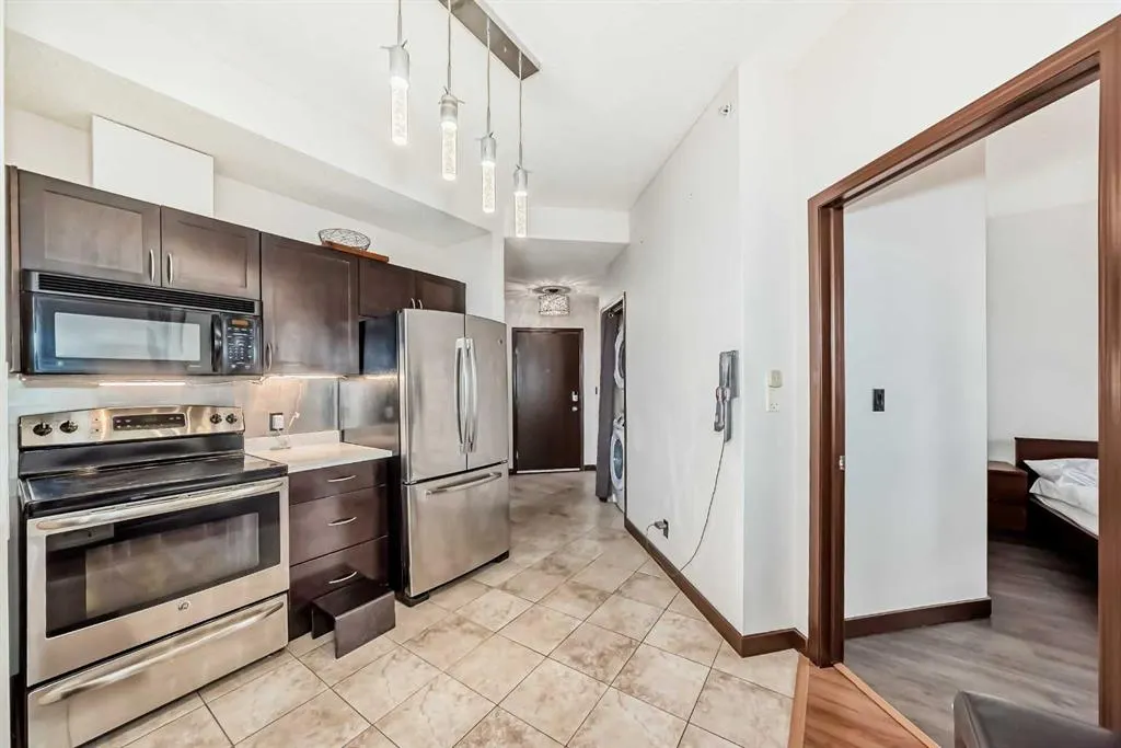1053 10 Street SW, #915