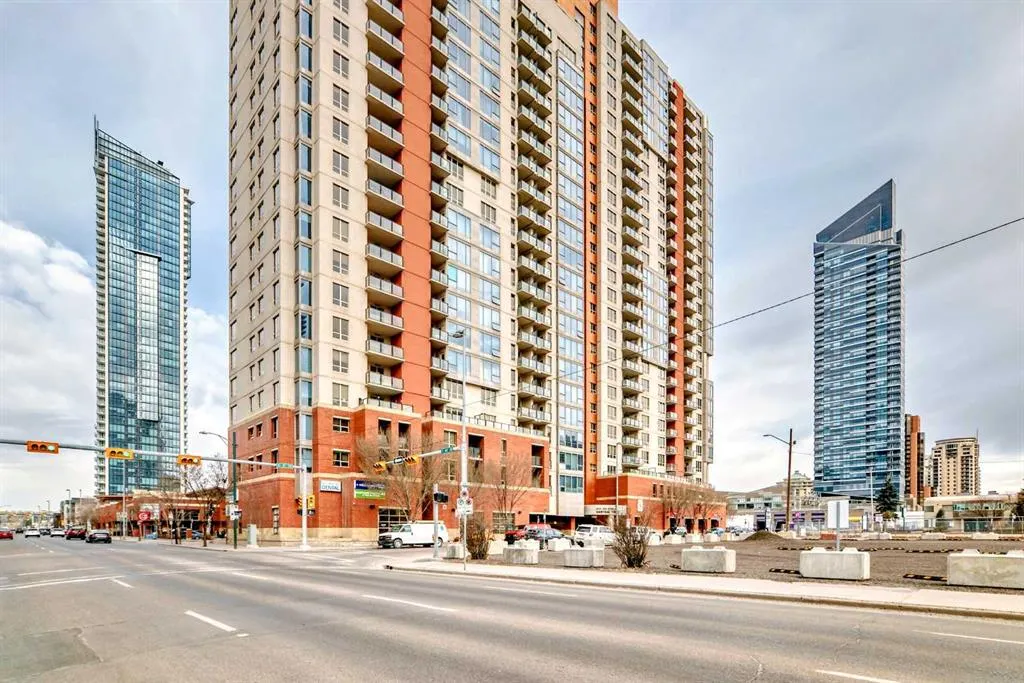 1053 10 Street SW, #915