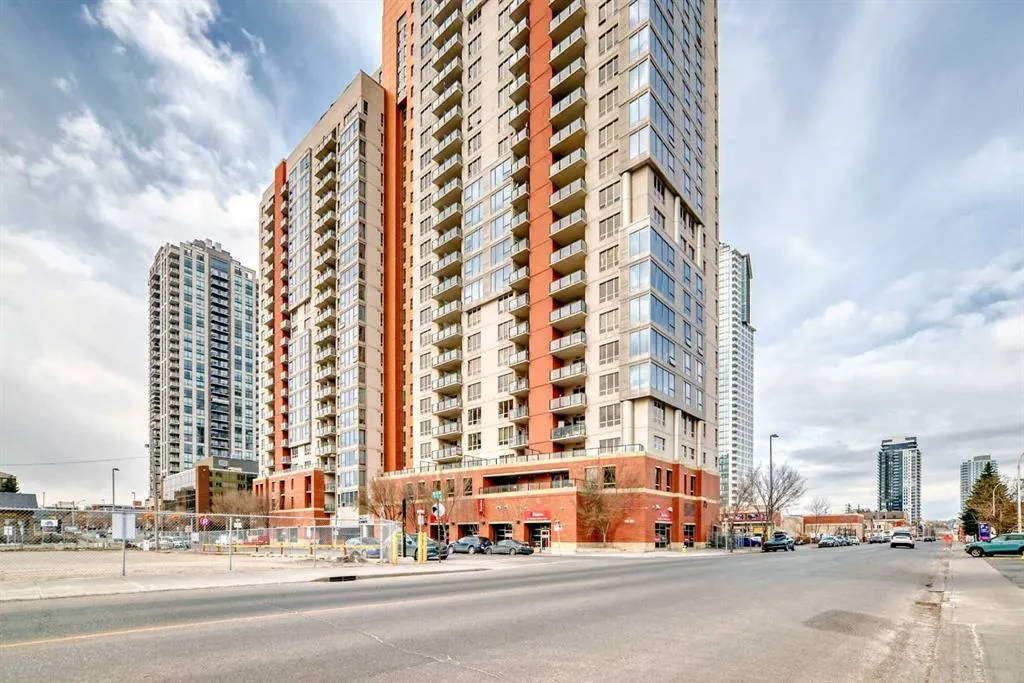 1053 10 Street SW, #915