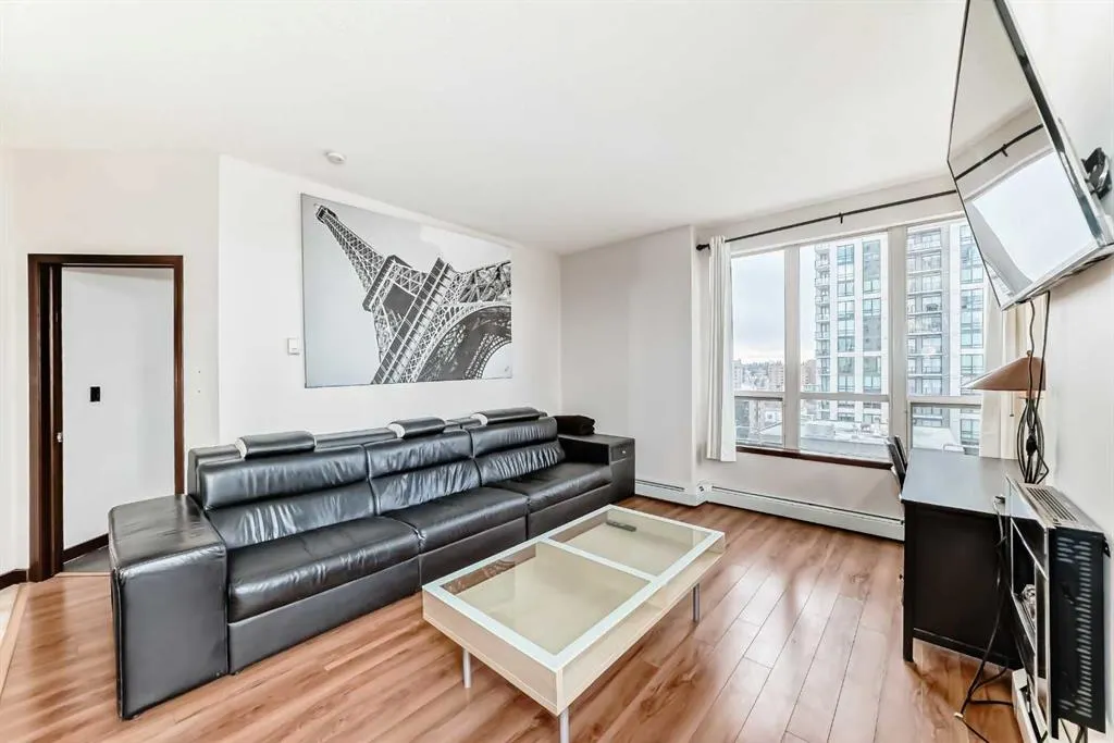 1053 10 Street SW, #915