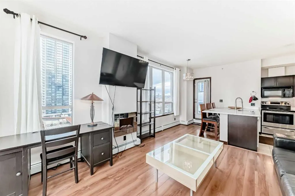 1053 10 Street SW, #915