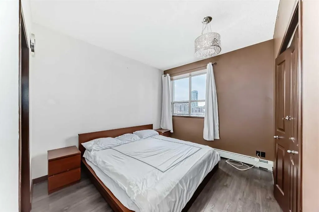 1053 10 Street SW, #915