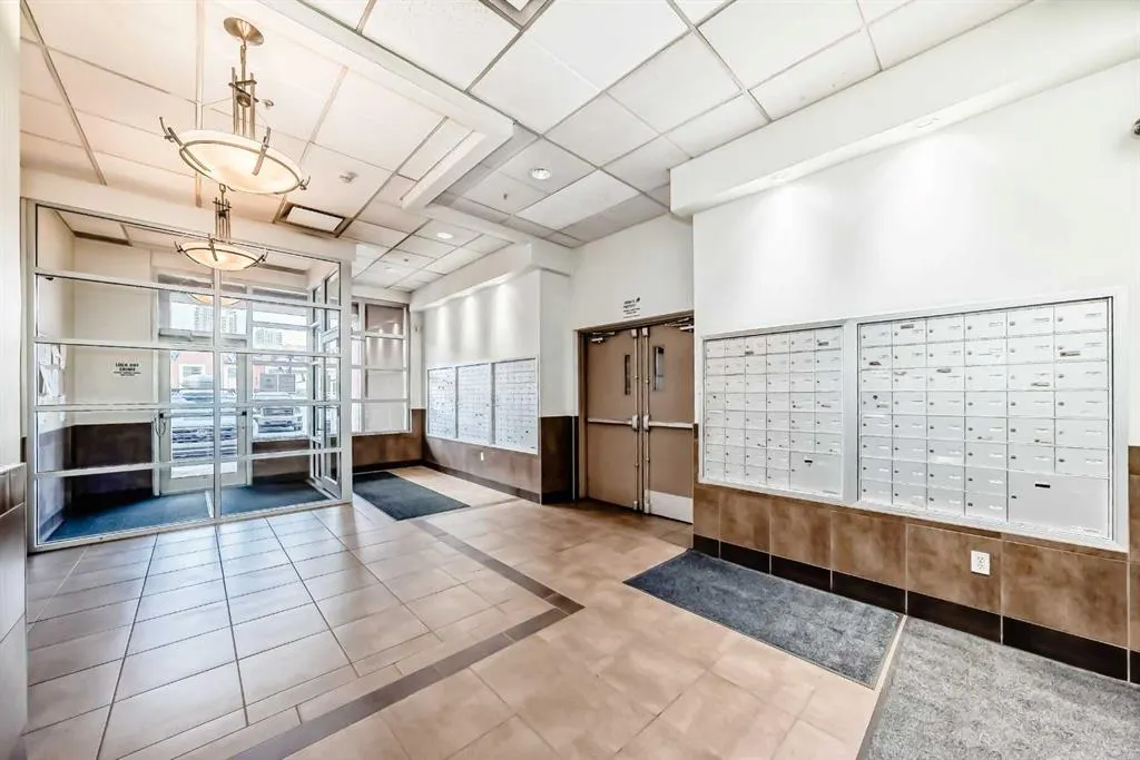 1053 10 Street SW, #915
