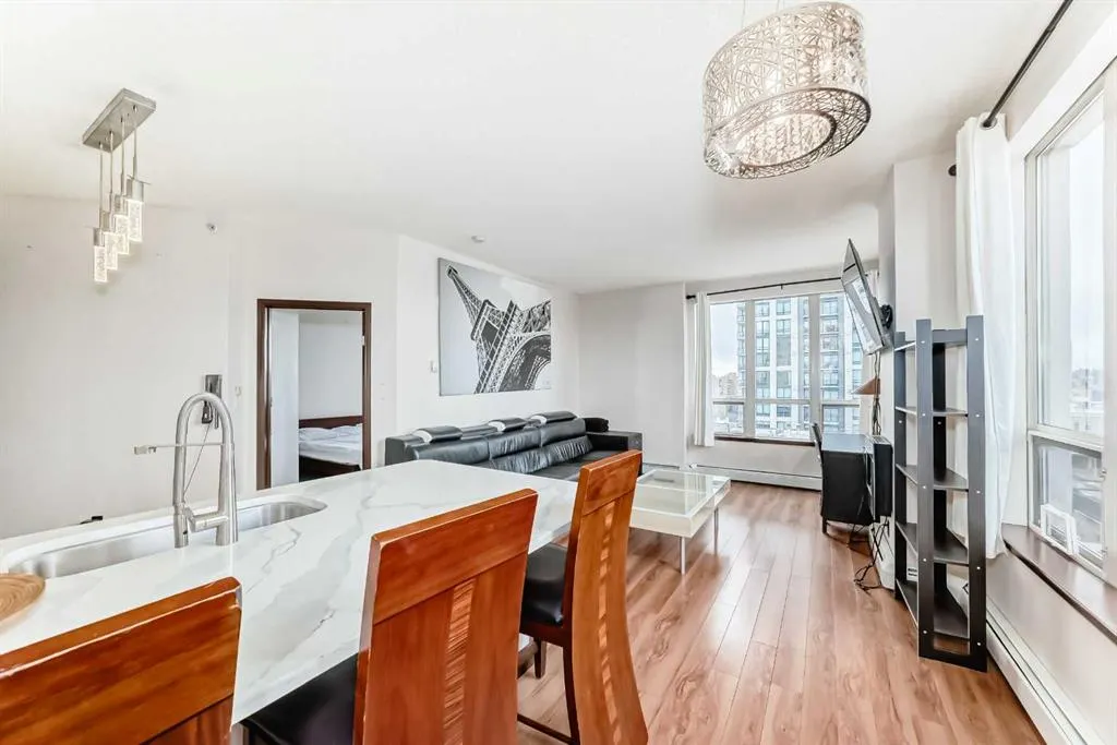 1053 10 Street SW, #915
