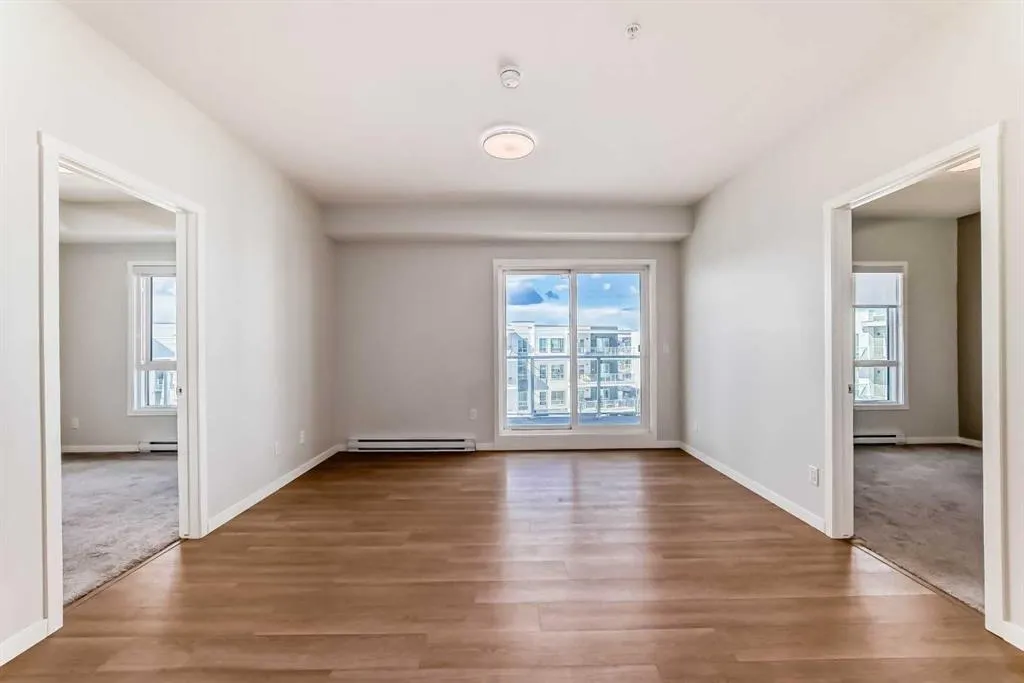 220 Seton Grove SE, #1403