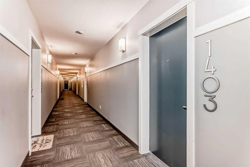 220 Seton Grove SE, #1403