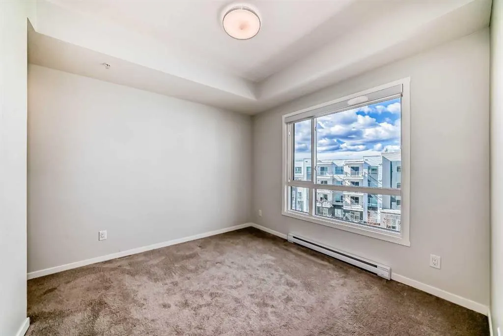 220 Seton Grove SE, #1403