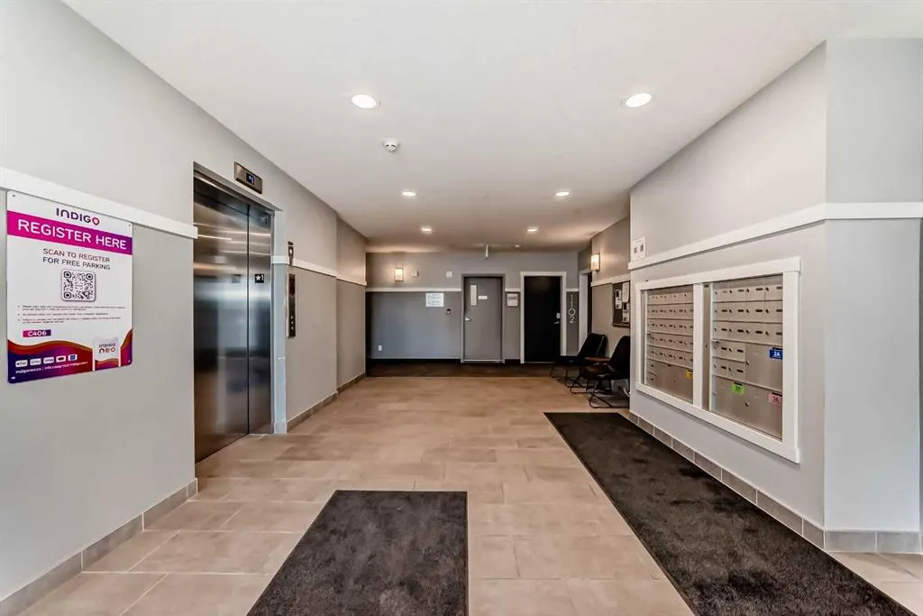 220 Seton Grove SE, #1403