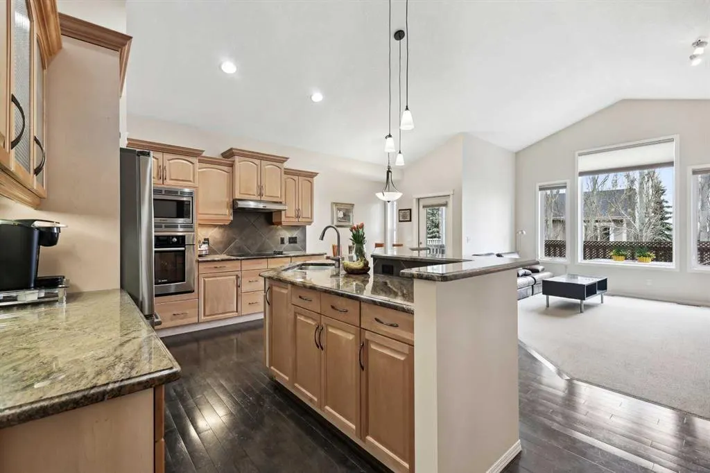 250 Cougar Ridge Drive SW