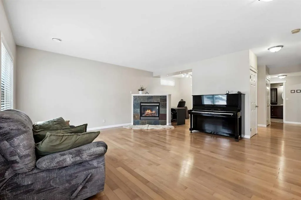 250 Cougar Ridge Drive SW