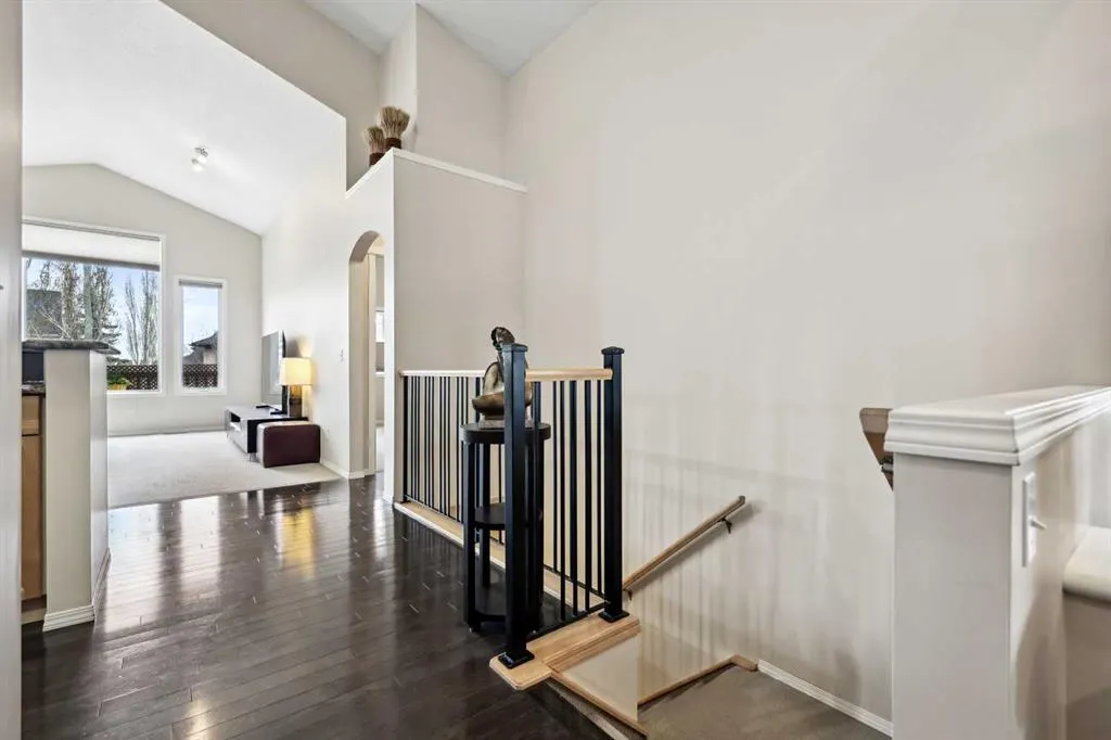 250 Cougar Ridge Drive SW