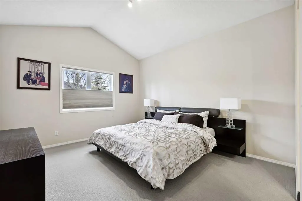 250 Cougar Ridge Drive SW