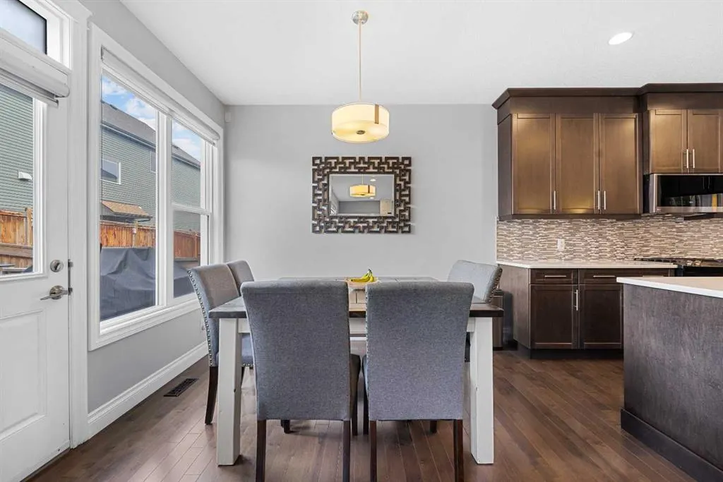 15 Sherwood Square NW