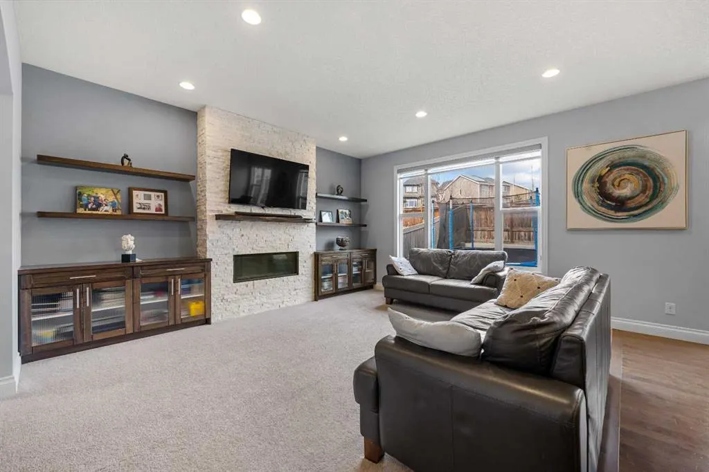 15 Sherwood Square NW